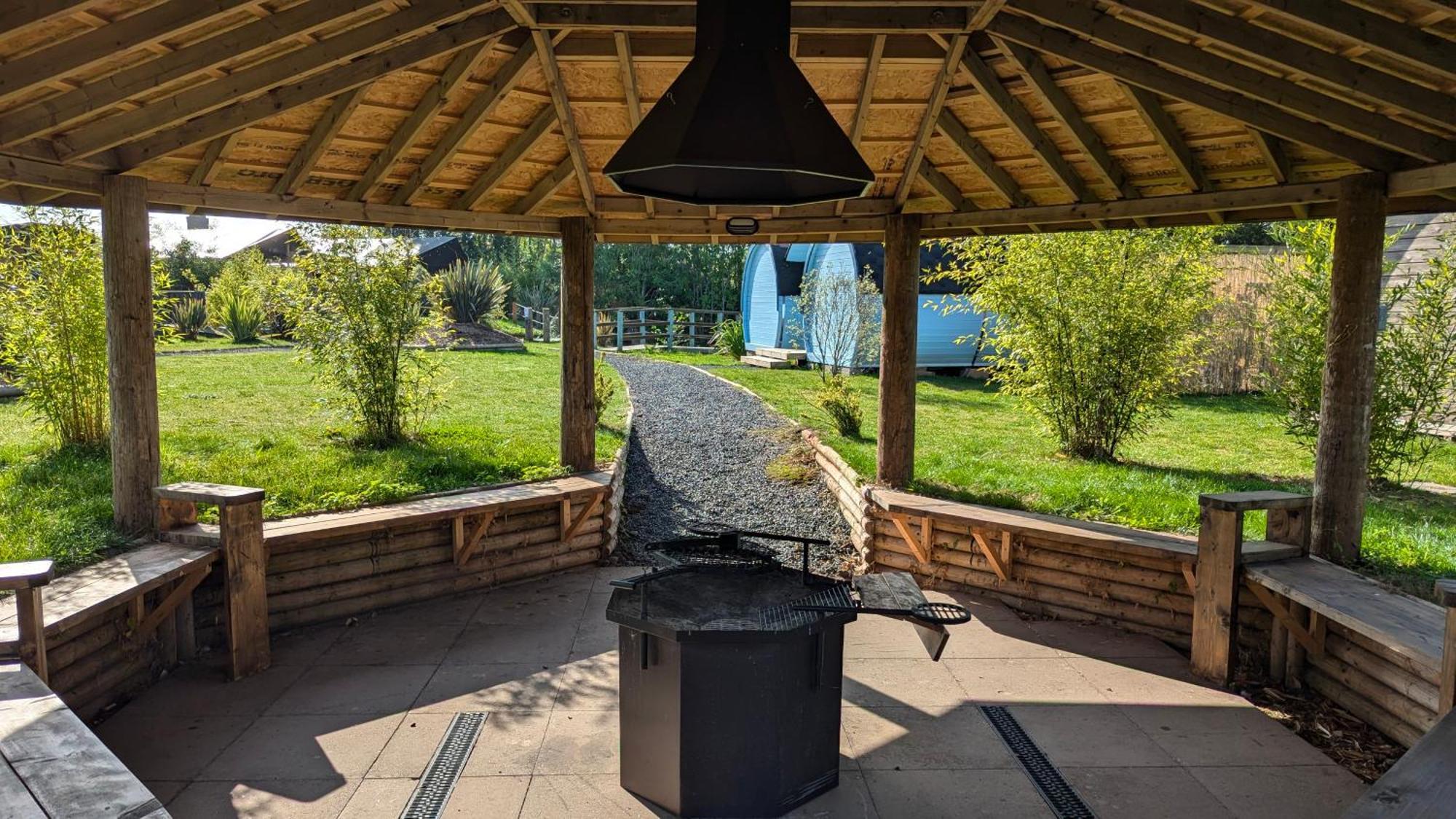 Sunset Retreats Safari Tent Ombersley Εξωτερικό φωτογραφία