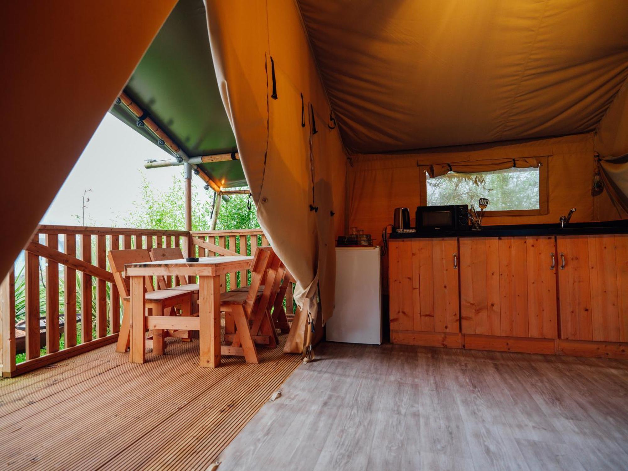 Sunset Retreats Safari Tent Ombersley Εξωτερικό φωτογραφία